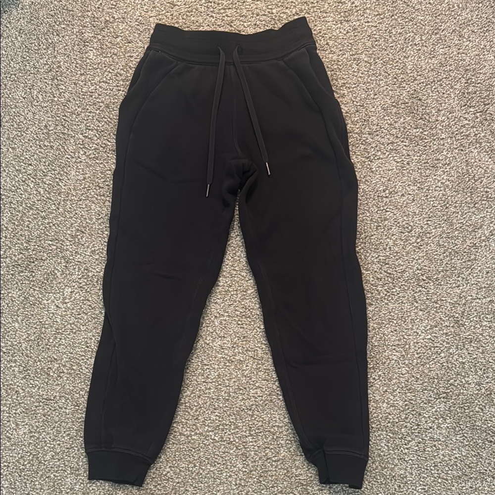 Lululemon Black Scuba Jogger